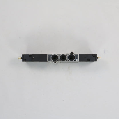 Festo CPE18-M1H-5/3G-1/4 Pneumatic Valve-Pneumatic Valve-Used Industrial Parts