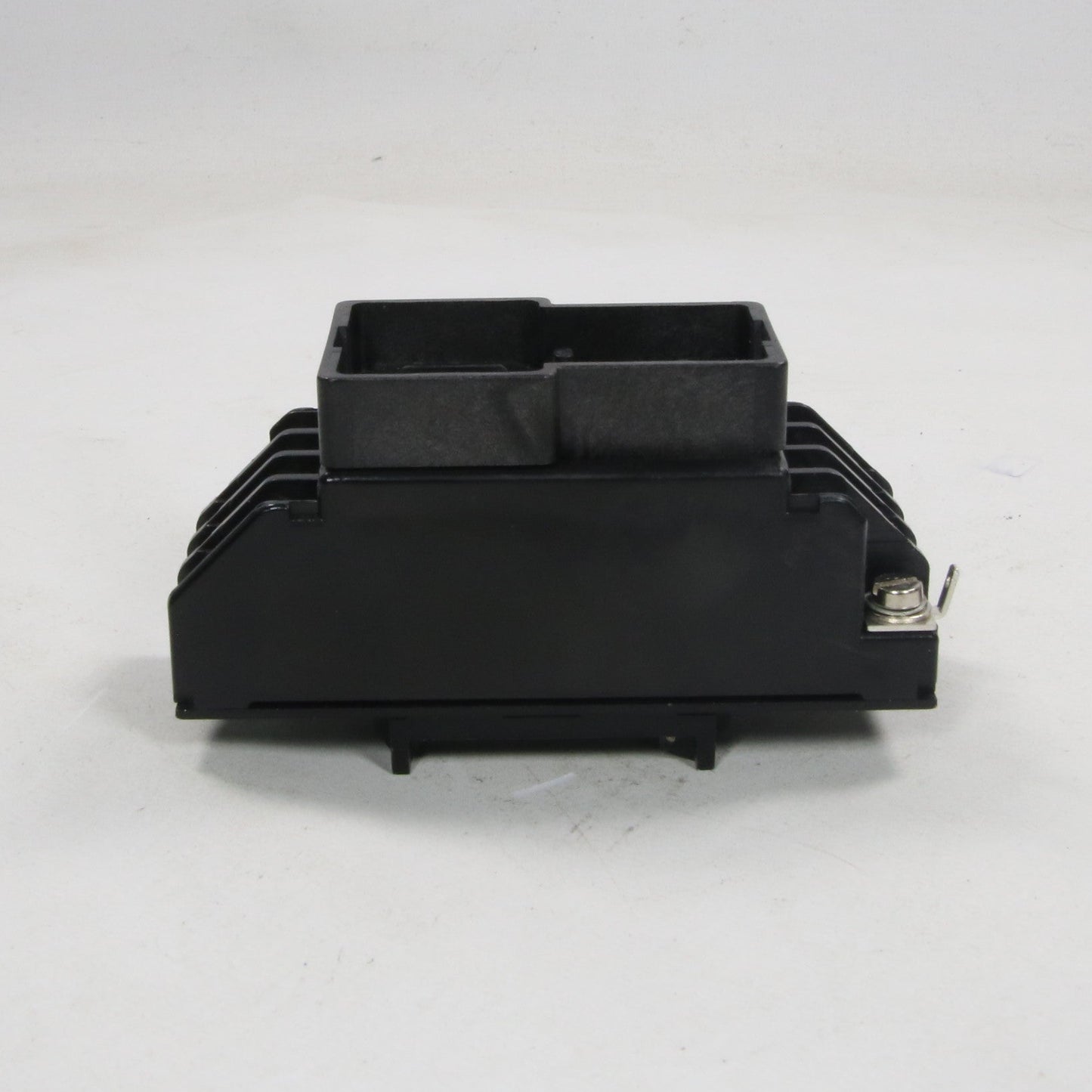 Hartmann & Braun 86210-0-6060000 Plug-in Relay Socket-Plug-in Relay Socket-Used Industrial Parts