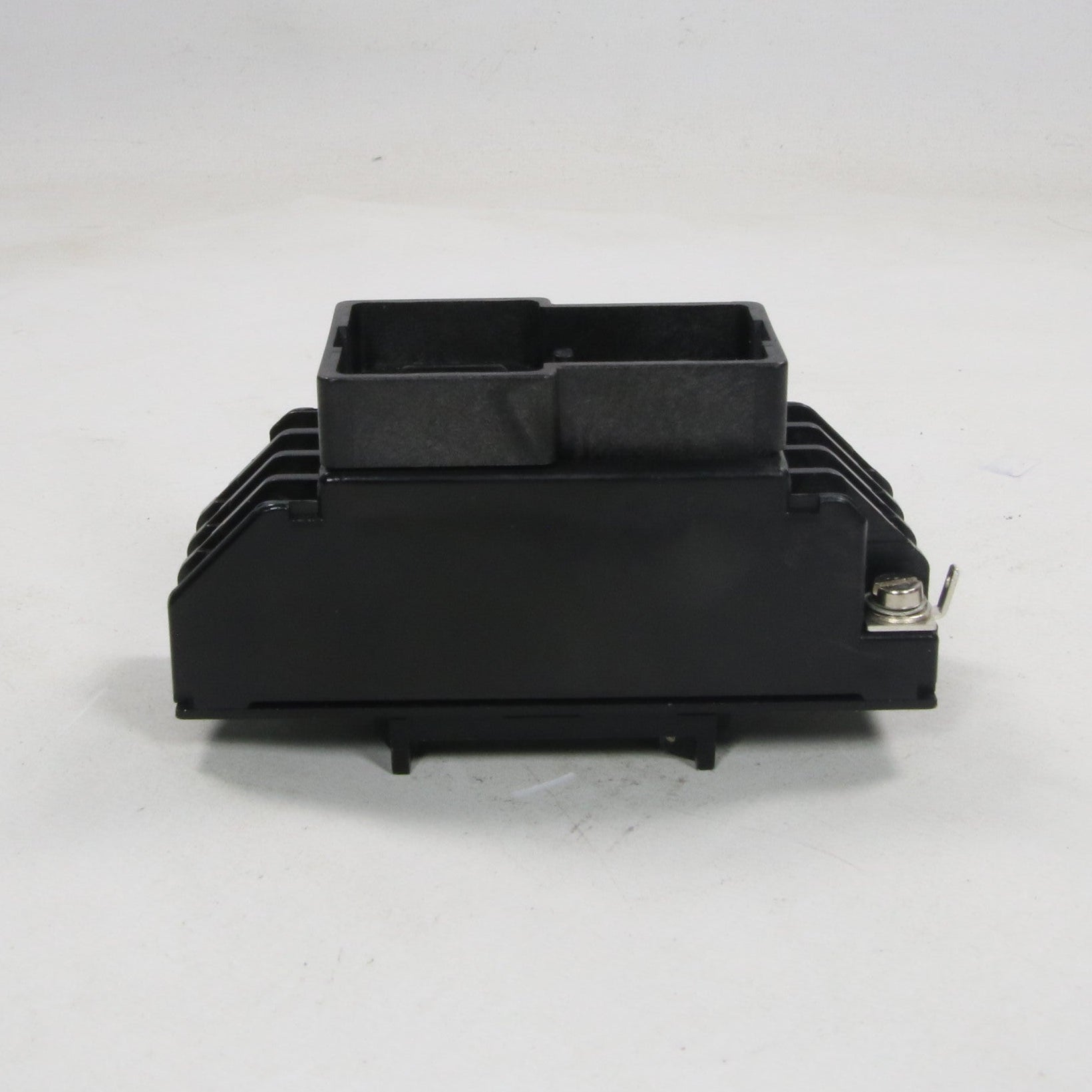 Hartmann & Braun 86210-0-6060000 Plug-in Relay Socket-Plug-in Relay Socket-Used Industrial Parts