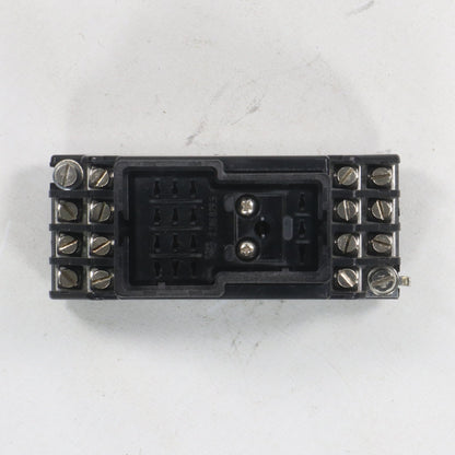 Hartmann & Braun 86210-0-6060000 Plug-in Relay Socket-Plug-in Relay Socket-Used Industrial Parts