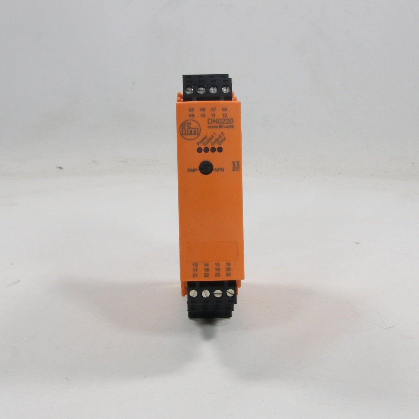 IFM Electronic DN0220 Switching Amplifier - N200/SA-2 110-240VAC-Switching Amplifier-Used Industrial Parts