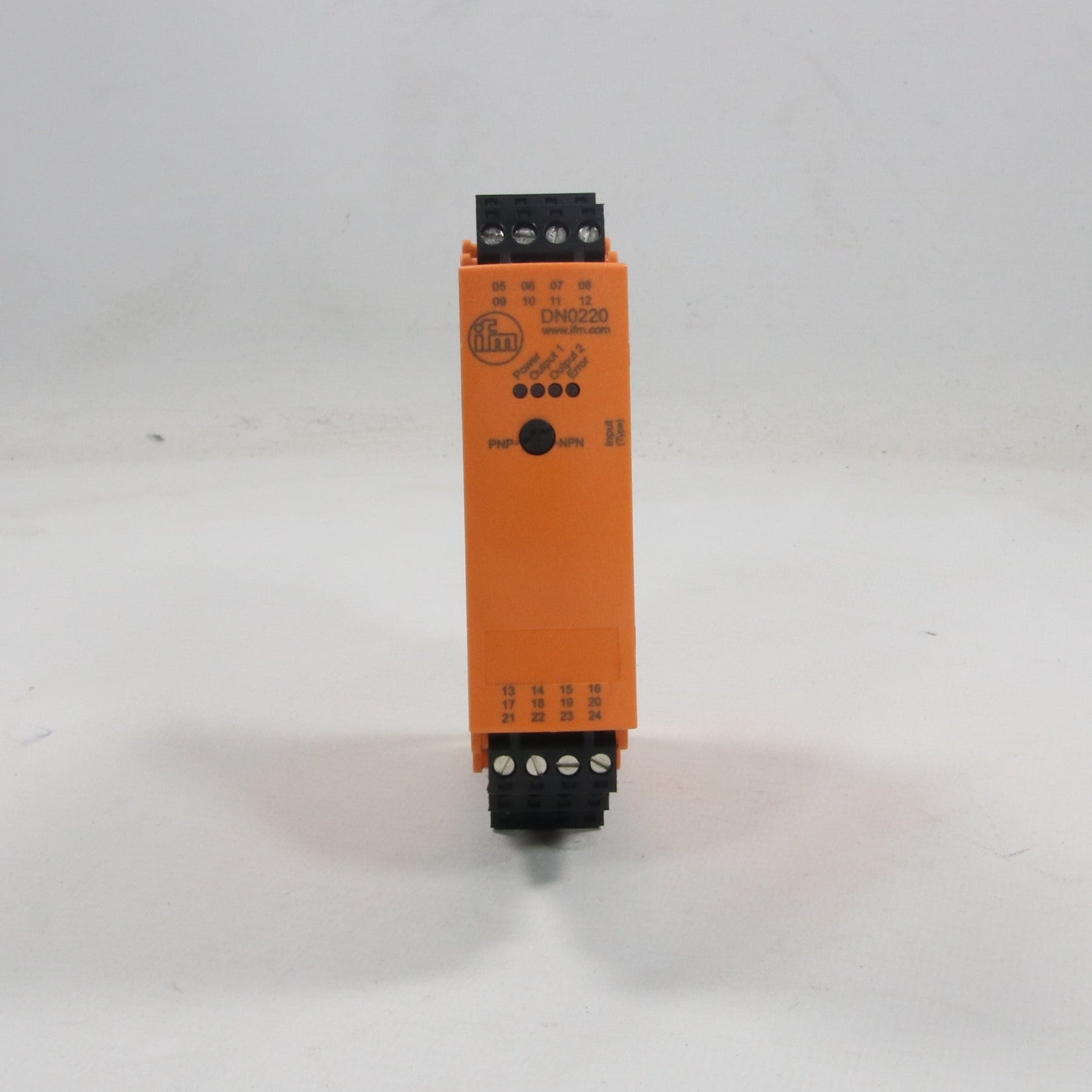 IFM Electronic DN0220 Switching Amplifier - N200/SA-2 110-240VAC-Switching Amplifier-Used Industrial Parts