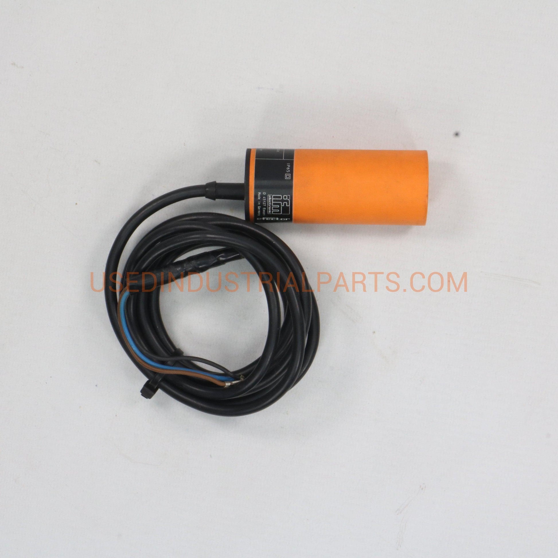 IFM Electronic Efector Capacitive Sensor KB5002 KB-3020-APKG-Capacitive Sensor-AB-06-08-Used Industrial Parts