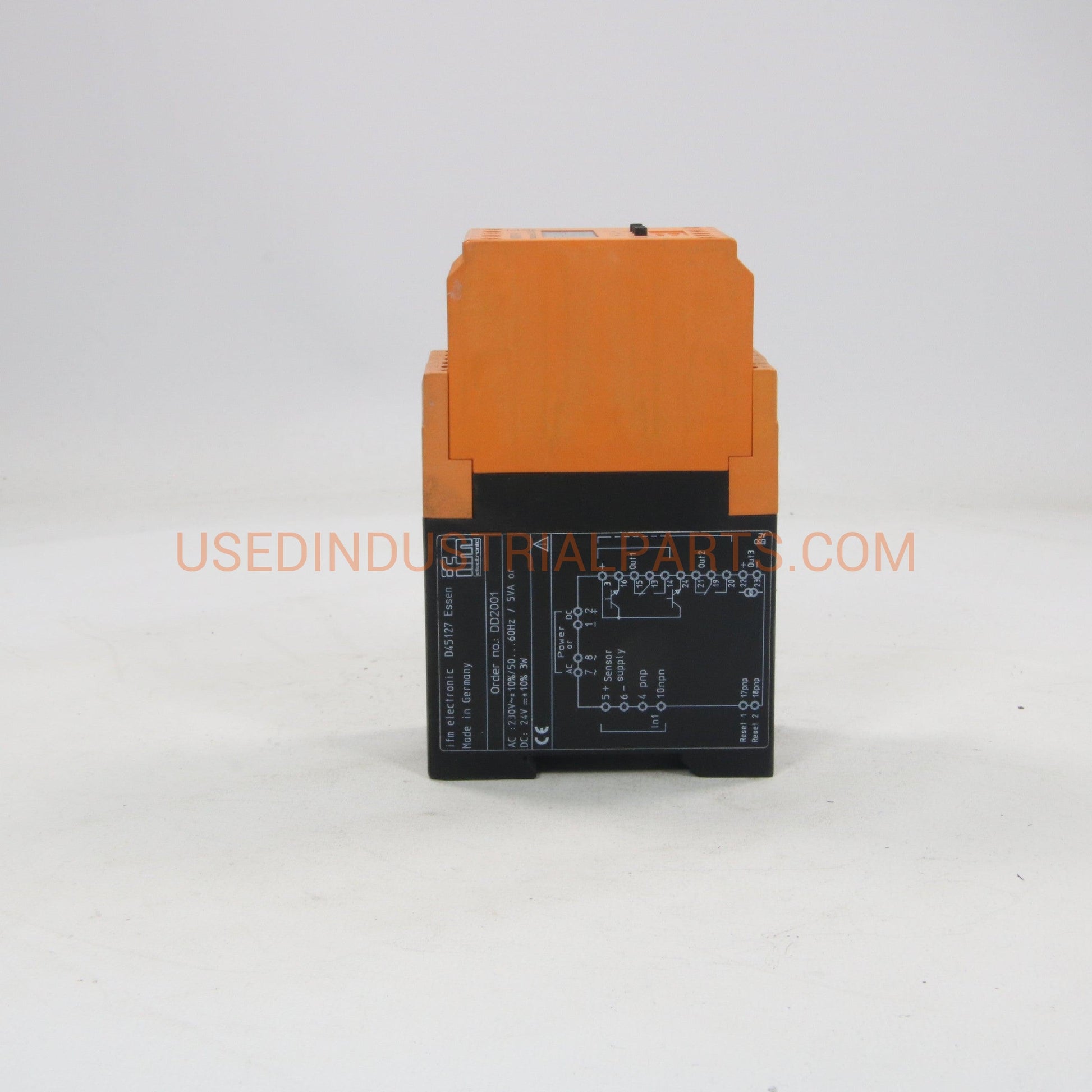 IFM Electronic FR-1 Frequency/Speed Monitor DD2001-Relay-AA-05-07-Used Industrial Parts