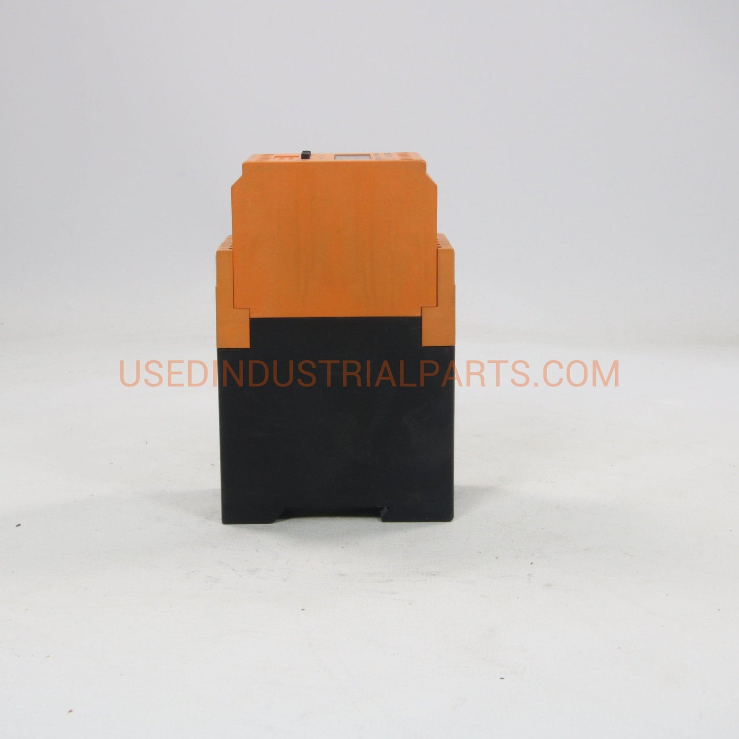 IFM Electronic FR-1 Frequency/Speed Monitor DD2001-Relay-AA-05-07-Used Industrial Parts