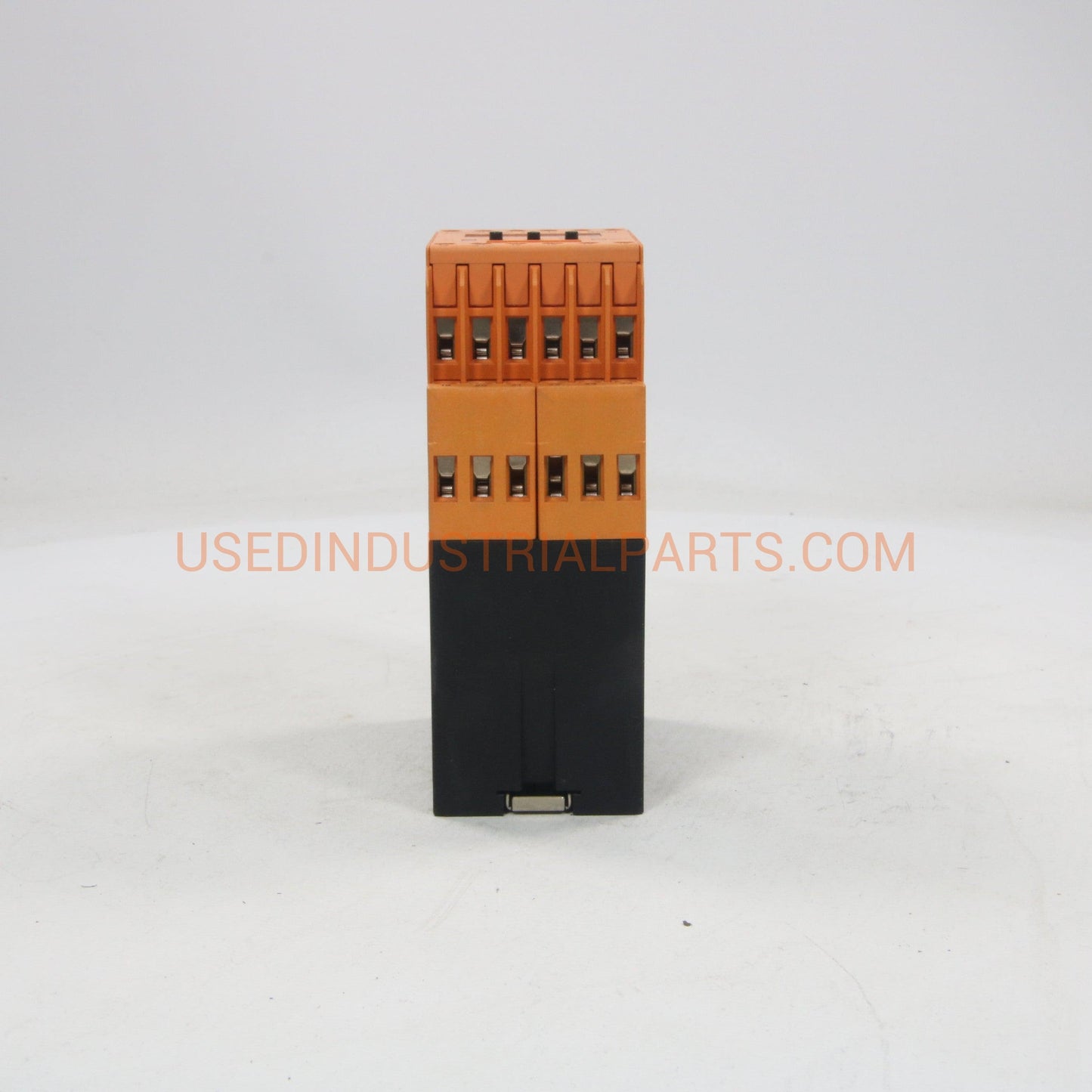 IFM Electronic FR-1 Frequency/Speed Monitor DD2001-Relay-AA-05-07-Used Industrial Parts