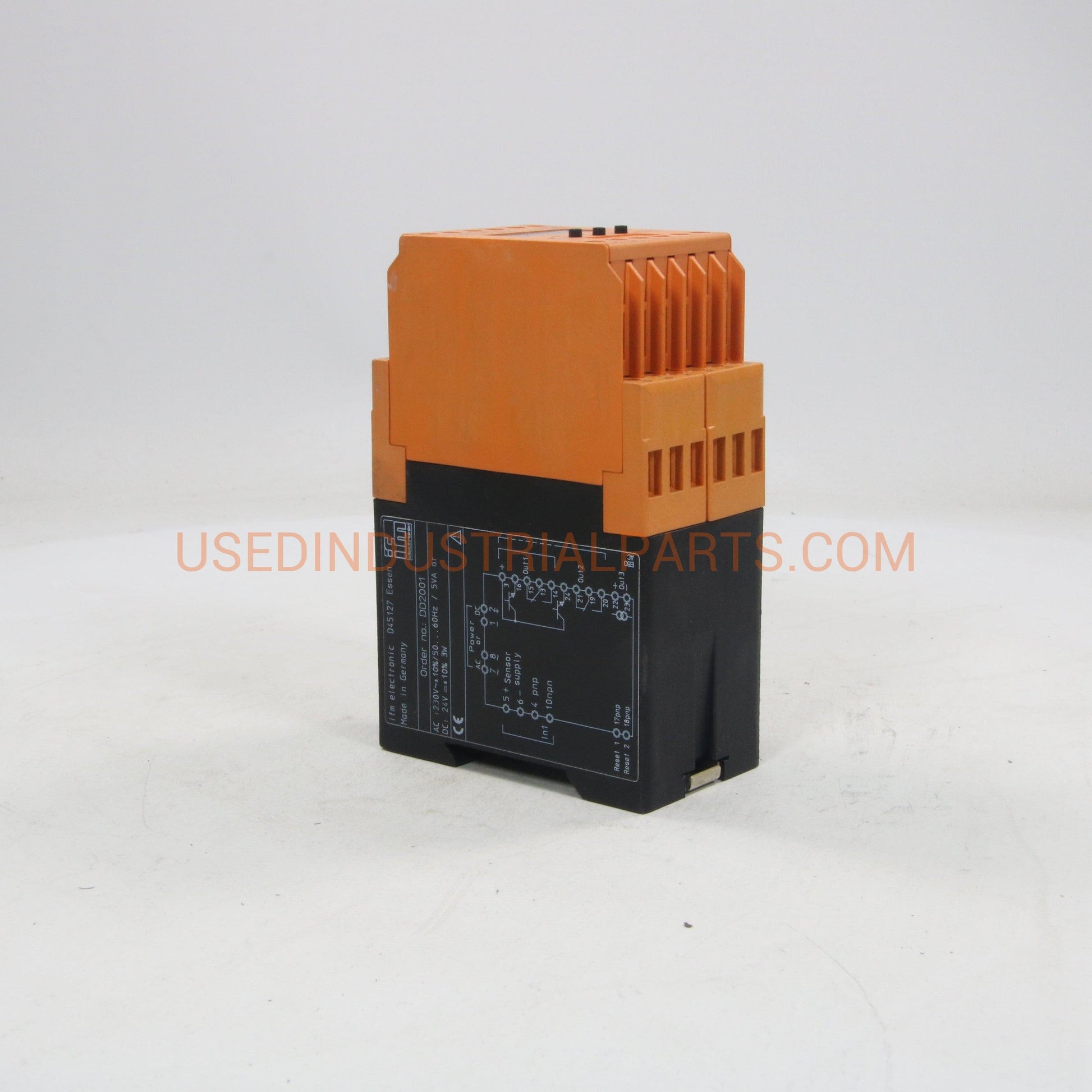 IFM Electronic FR-1 Frequency/Speed Monitor DD2001-Relay-AA-05-07-Used Industrial Parts