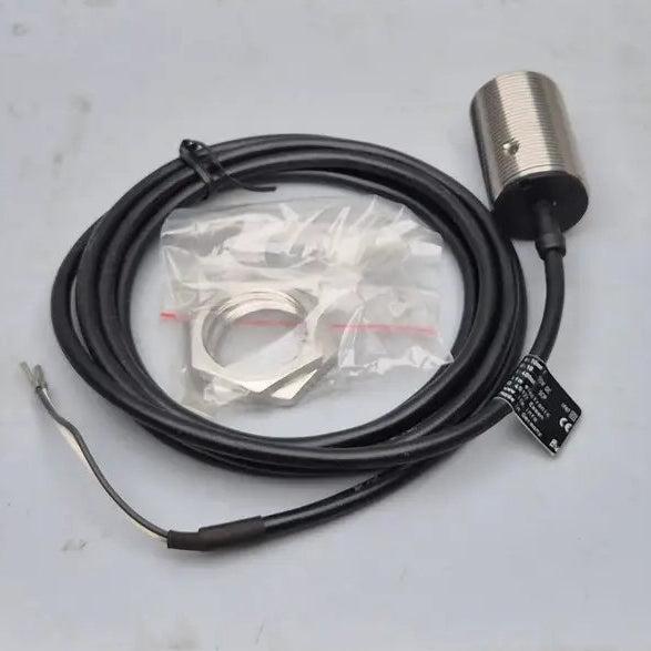 IFM Electronic II5493 Inductive Sensor - IIB2010-FRKG-Inductive Sensor-Used Industrial Parts