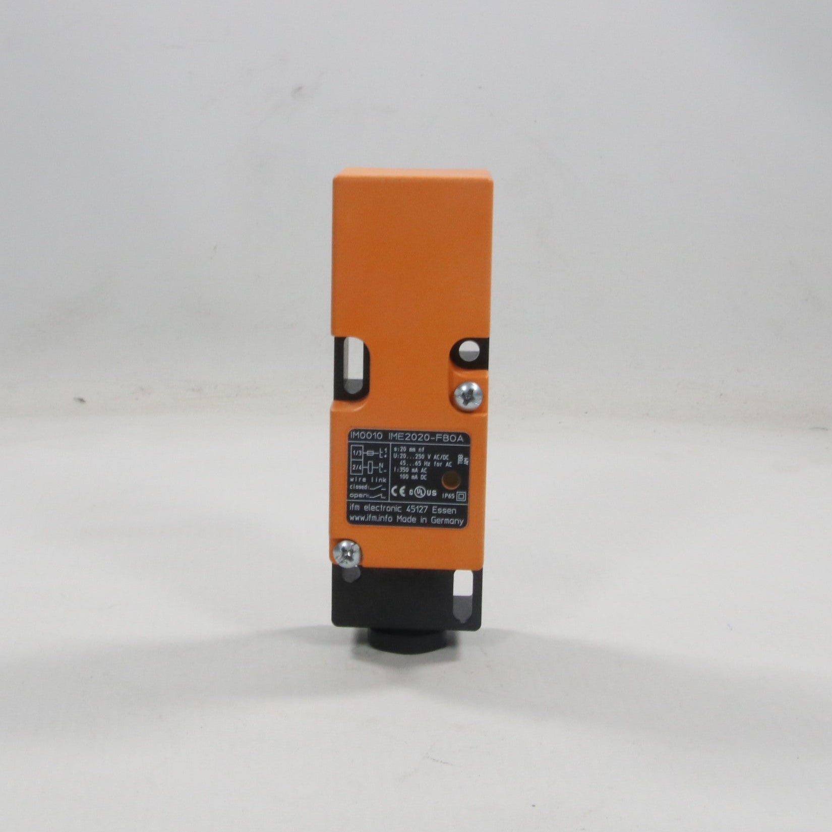 IFM Electronic IM0010 Inductive Sensor - IME2020-FBOA-Inductive Sensor-Used Industrial Parts