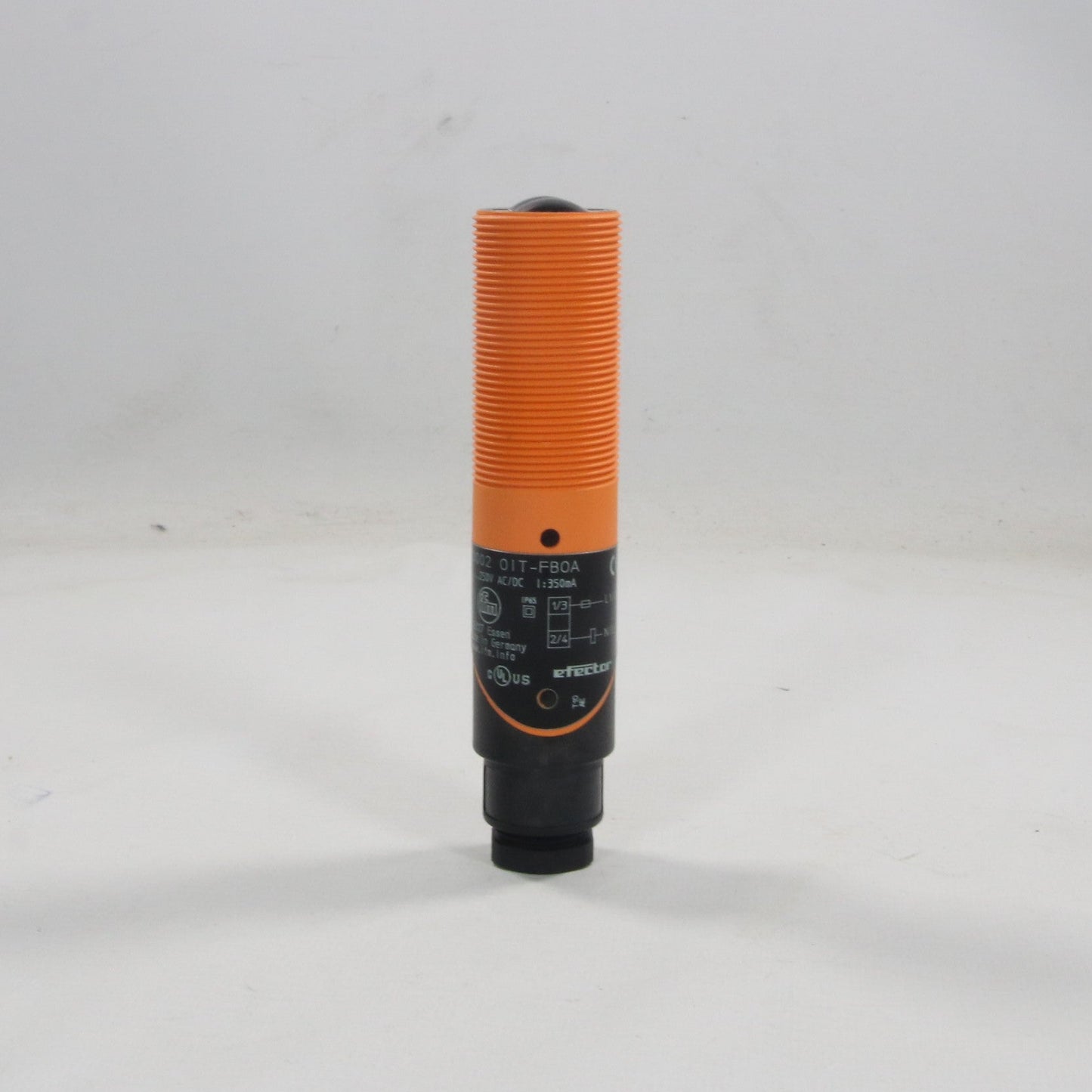 IFM Electronic OI0002 Diffuse Reflection Sensor - OIT-FBOA-Diffuse Reflection Sensor-Used Industrial Parts