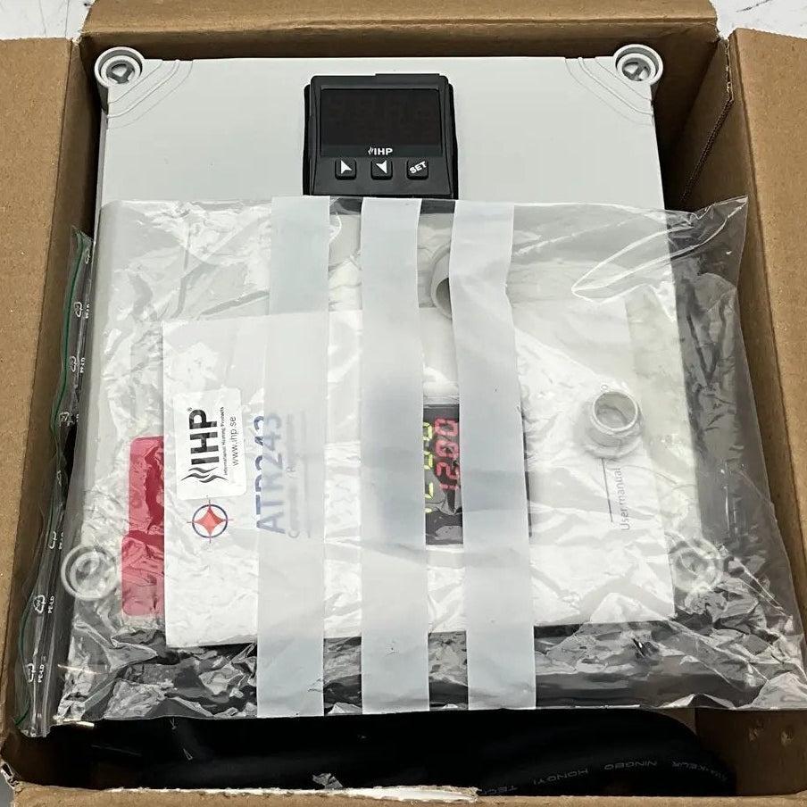 IHP Wall Mount PID Temperature Control Cabinet-Temperature Control Cabinet-Used Industrial Parts