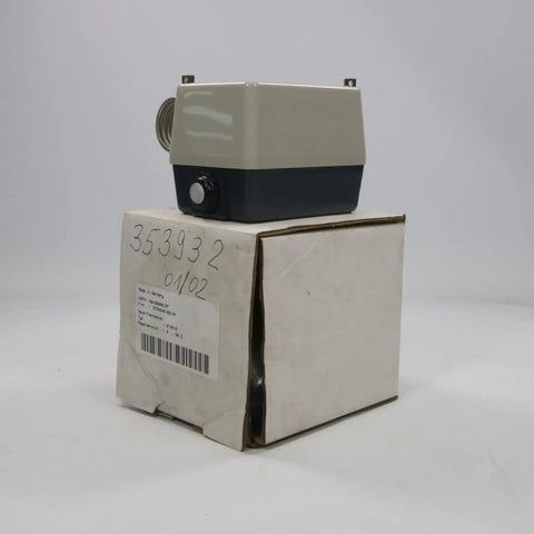 Jumo Industrial Room Thermostat ATHR-2-Thermostat-Used Industrial Parts
