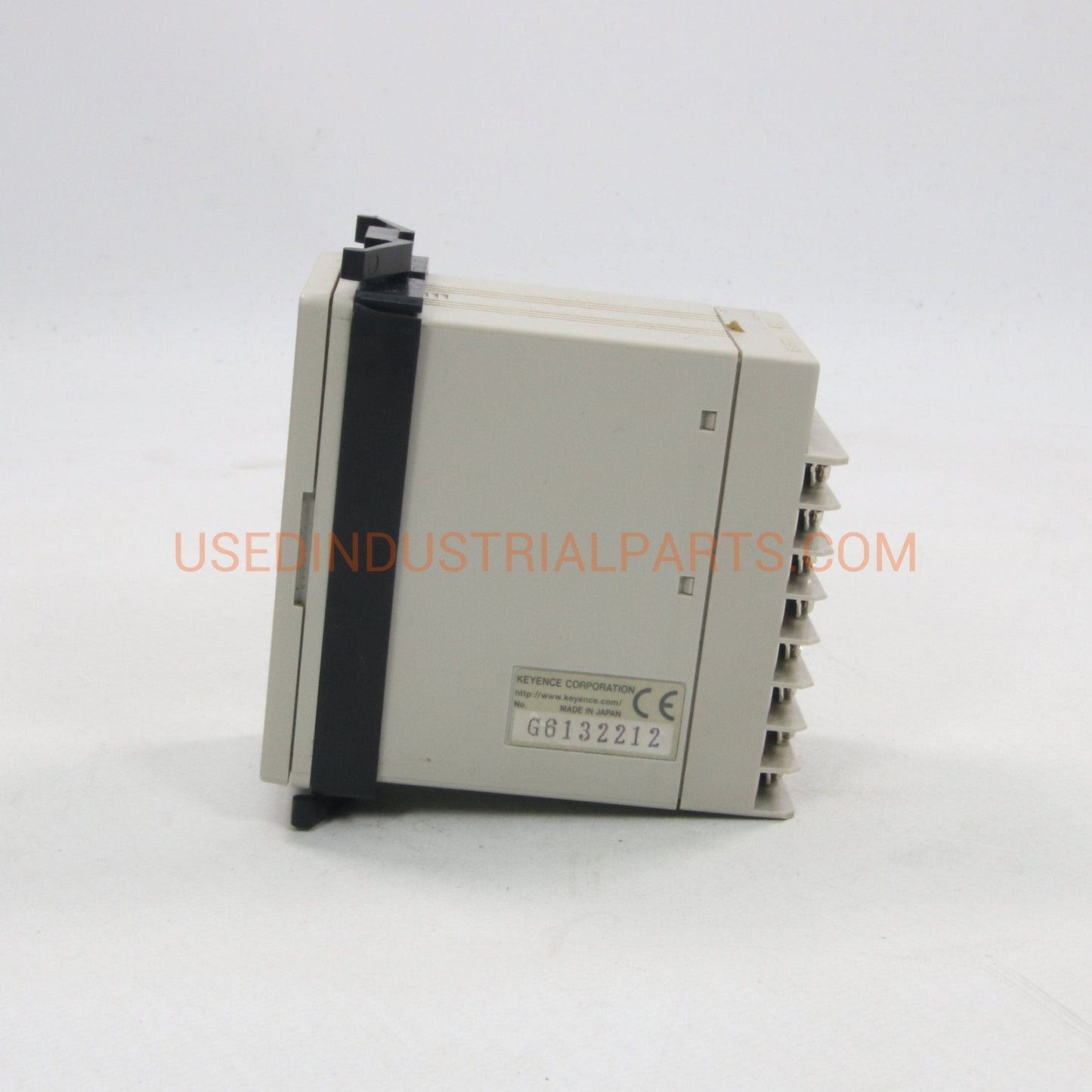 Keyence AT-V500 Sensor Controller-Sensor Controller-AE-06-05-01-Used Industrial Parts