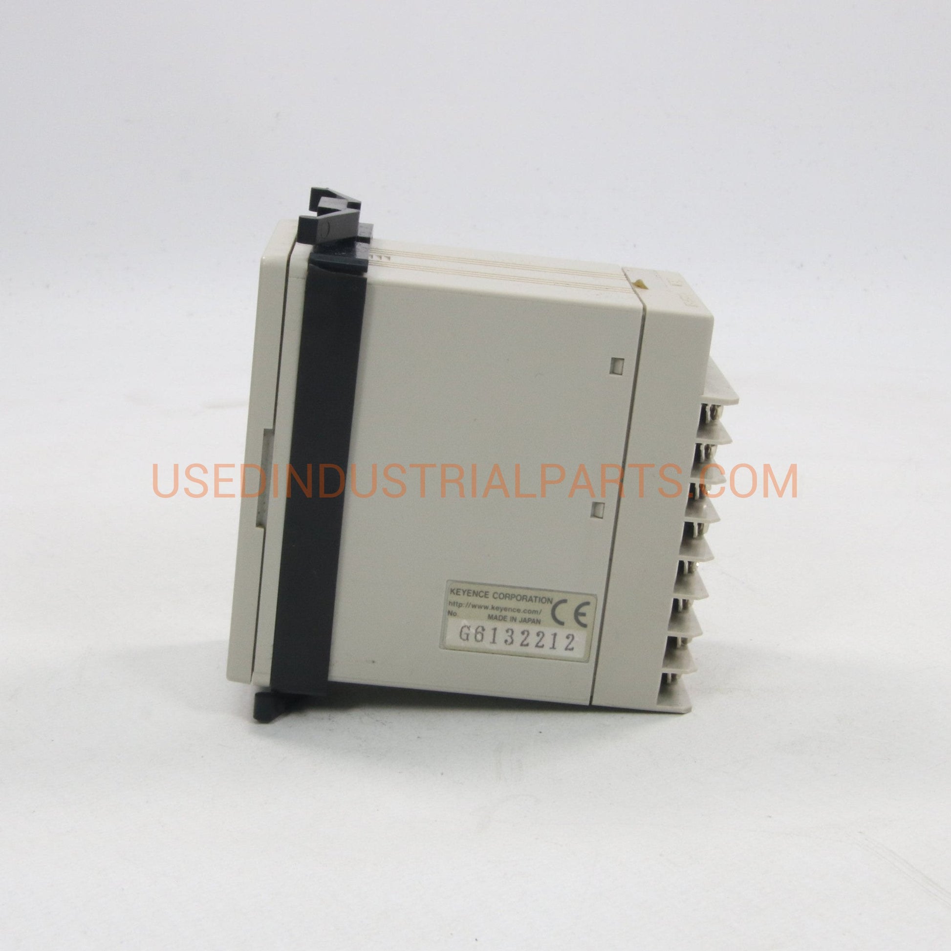 Keyence AT-V500 Sensor Controller-Sensor Controller-AE-06-05-01-Used Industrial Parts