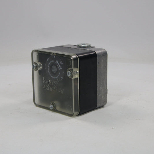 Krom Schroder DWG MZ52 04U Pressure Switch-Pressure Switch-DB-01-03-Used Industrial Parts