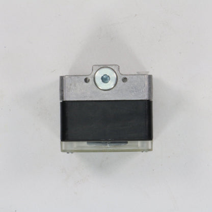 Krom Schroder DWG MZ52 04U Pressure Switch-Pressure Switch-Used Industrial Parts