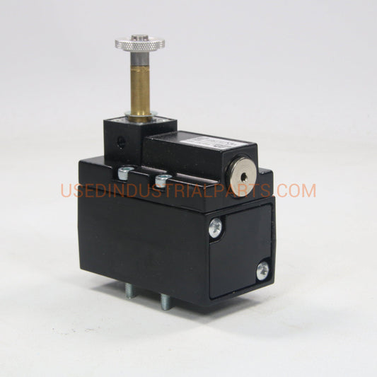 Mecman Ventil Solenoid Valve 563-301 000-2-Solenoid Valve-BC-02-02-Used Industrial Parts