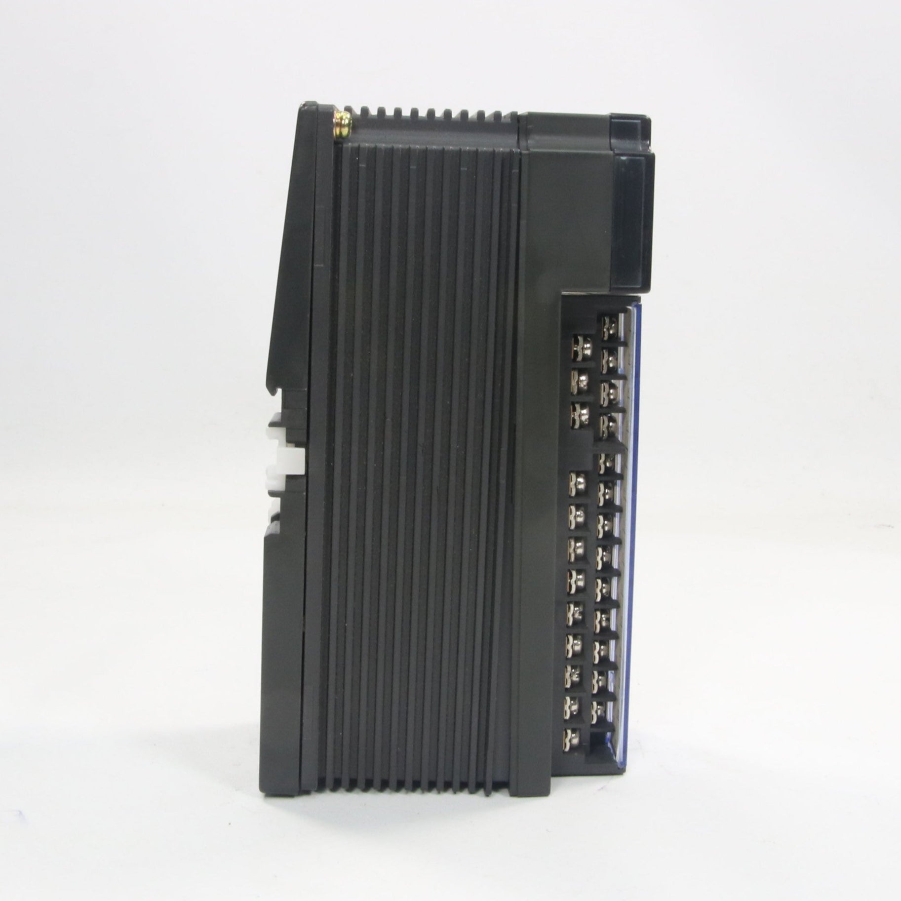 Mitsubishi Electric AX80Y80C Input Output Unit-Input Output Unit-Used Industrial Parts