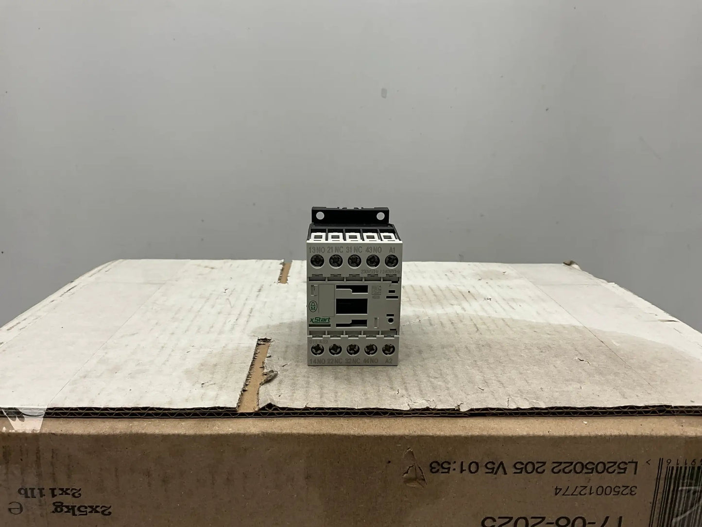 Moeller Xstart DILA-22 Contactor Relay-Contactor Relay-Used Industrial Parts