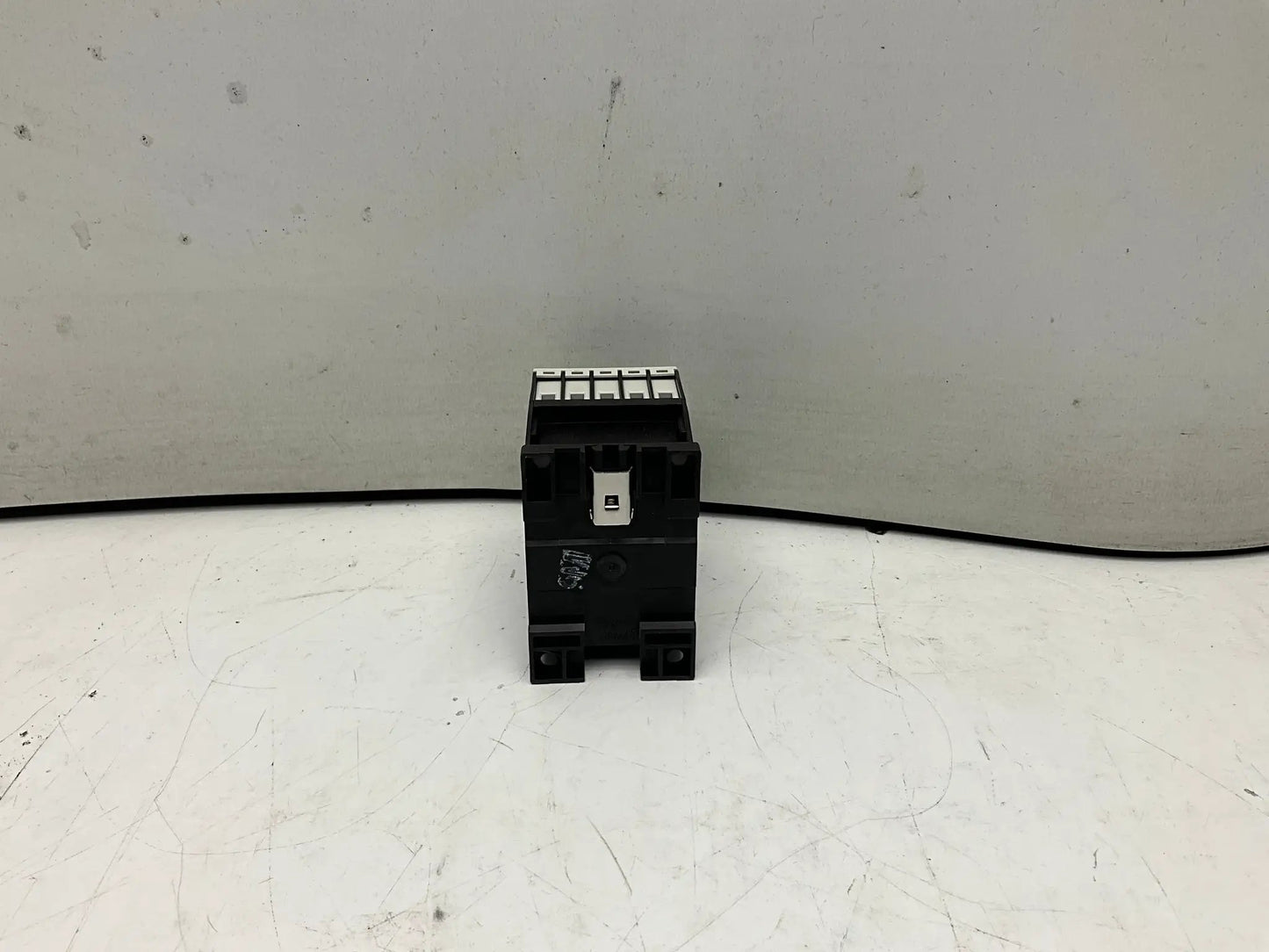Moeller Xstart DILA-22 Contactor Relay-Contactor Relay-Used Industrial Parts