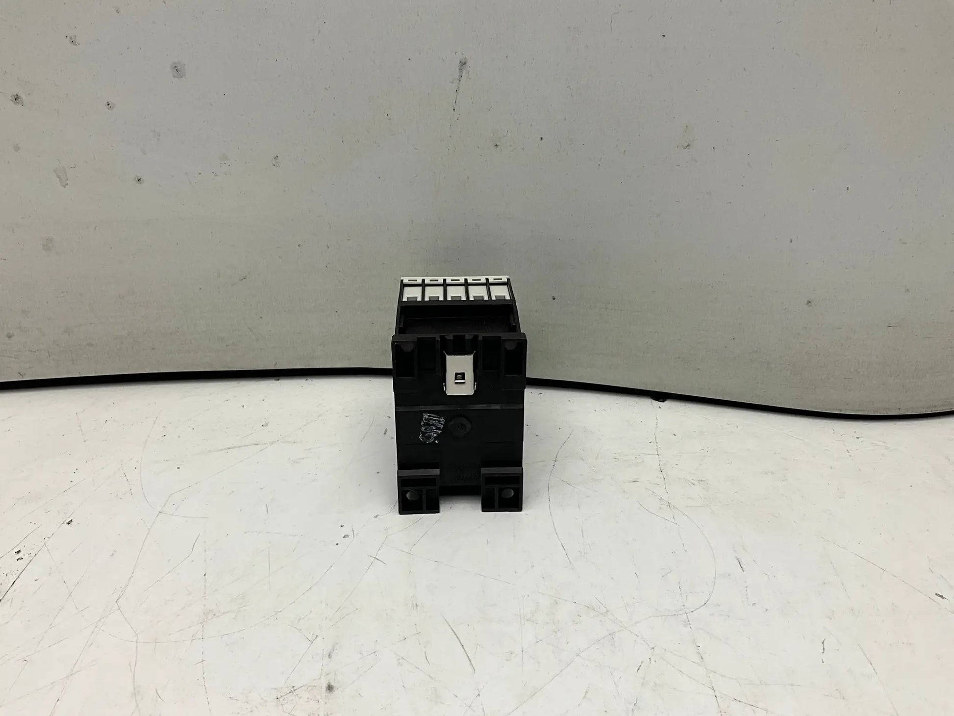 Moeller Xstart DILA-22 Contactor Relay-Contactor Relay-Used Industrial Parts