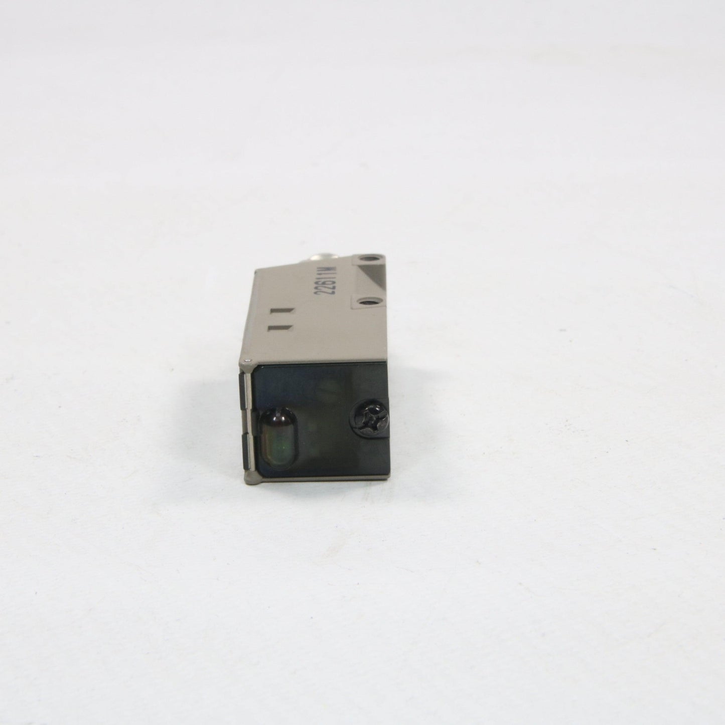 Omron E3S-CR67 Transparent Bottle Sensor-Transparent Bottle Sensor-Used Industrial Parts