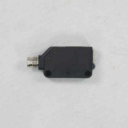 Omron E3Z-D86 Photoelectric Sensor-Photoelectric Sensor-Used Industrial Parts