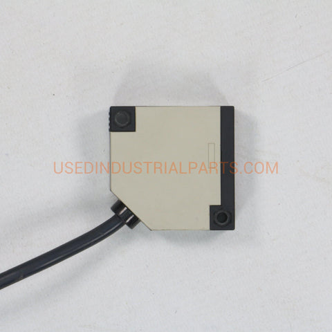 Image of Omron Photoelectric Switch E3JK-R2M2-Photoelectric Sensor-AB-03-02-Used Industrial Parts