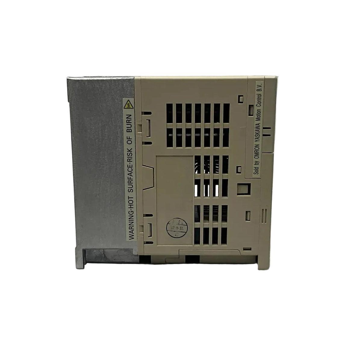 Omron Varispeed V7 CIMR-V7AZB0P4 AC Inverter-AC Inverter-Used Industrial Parts