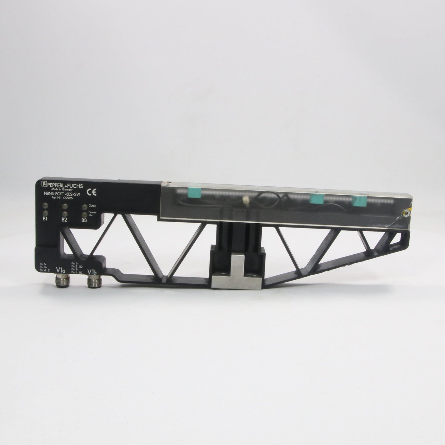 Pepperl + Fuchs NBN3 FCS7 3E2 2V1 Inductive Power Clamp Sensor-Inductive Power Clamp Sensor-Used Industrial Parts