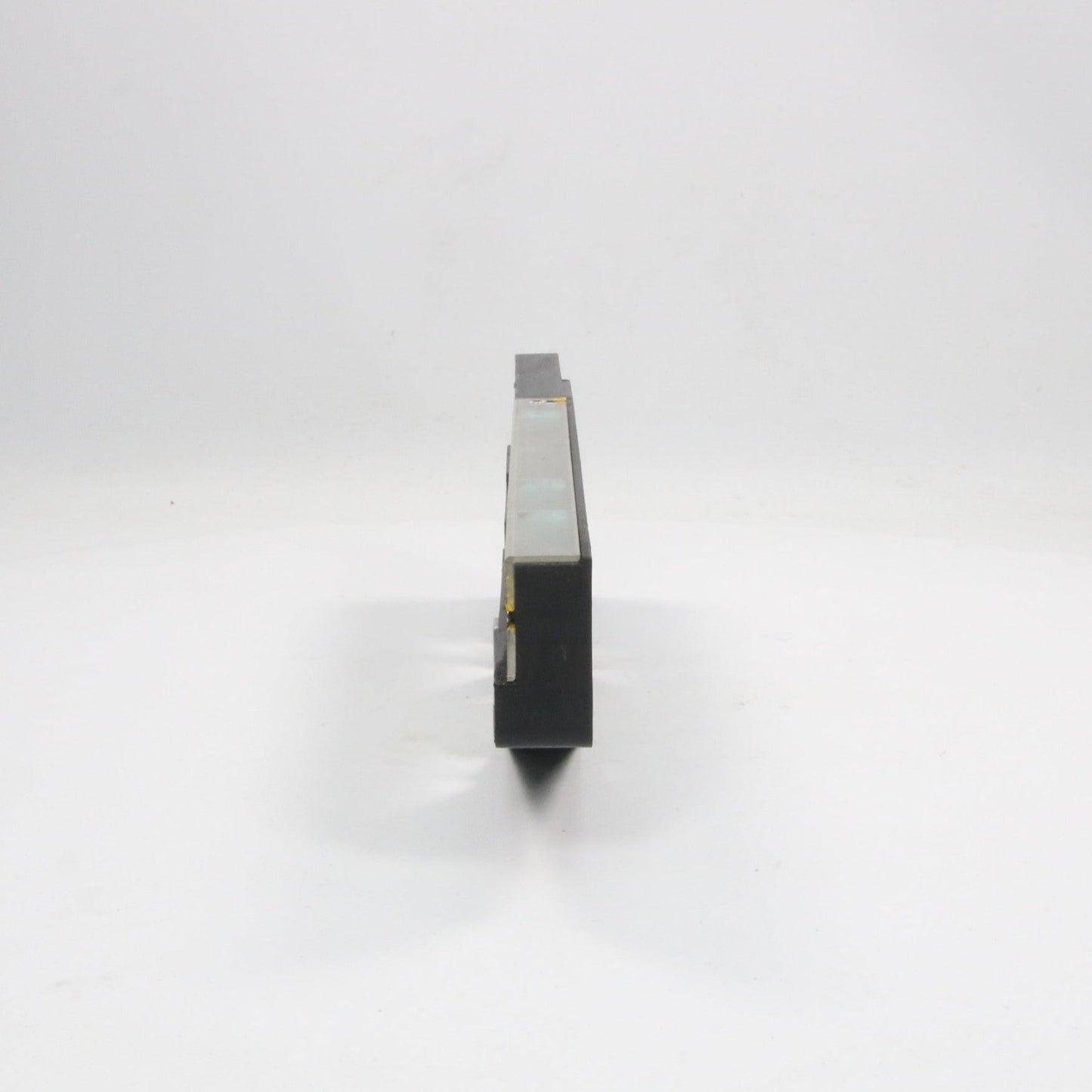 Pepperl + Fuchs NBN3 FCS7 3E2 2V1 Inductive Power Clamp Sensor-Inductive Power Clamp Sensor-Used Industrial Parts