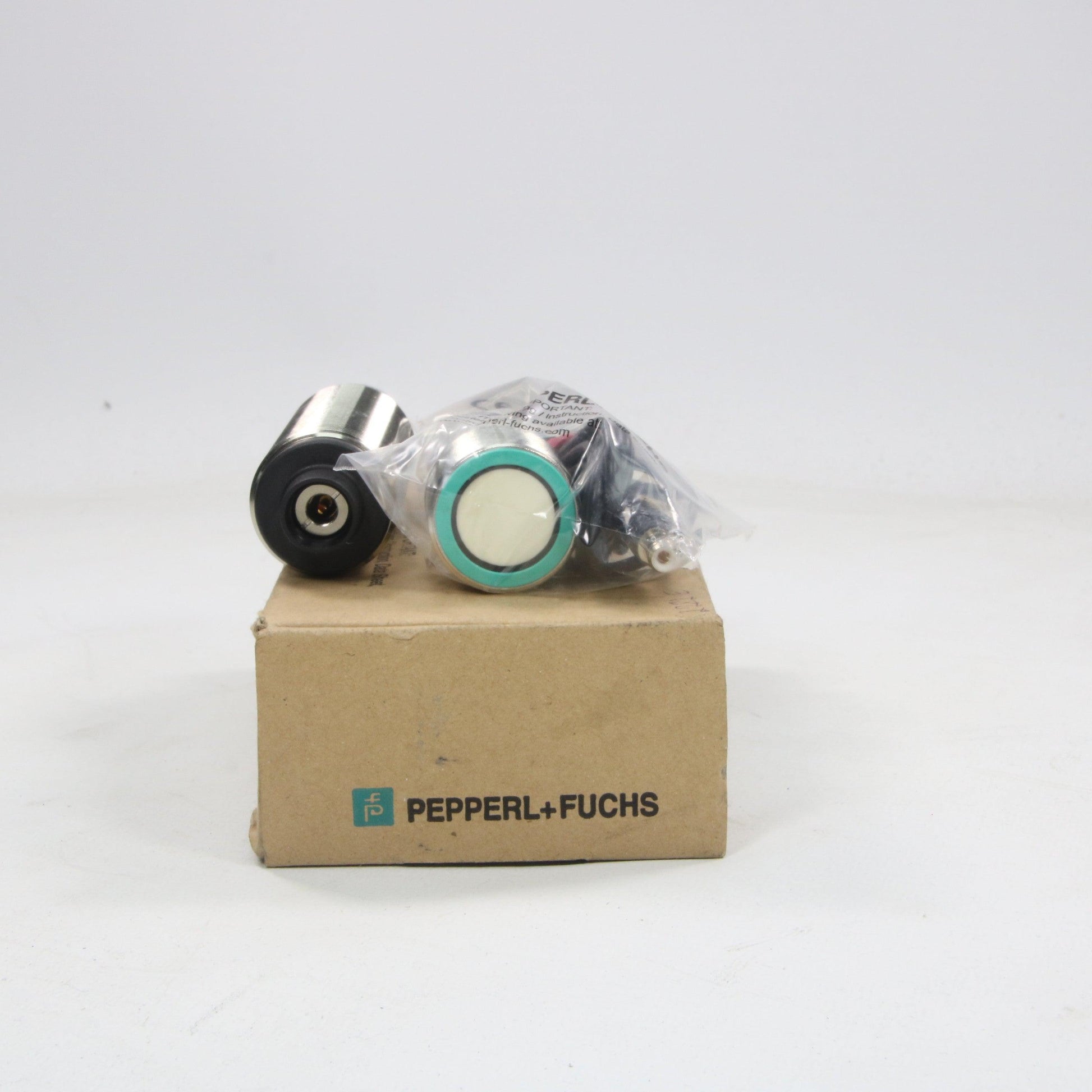 Pepperl + Fuchs Ultrasonic Sensor M30 3RG60133AE01PF-Ultrasonic Sensor-Used Industrial Parts