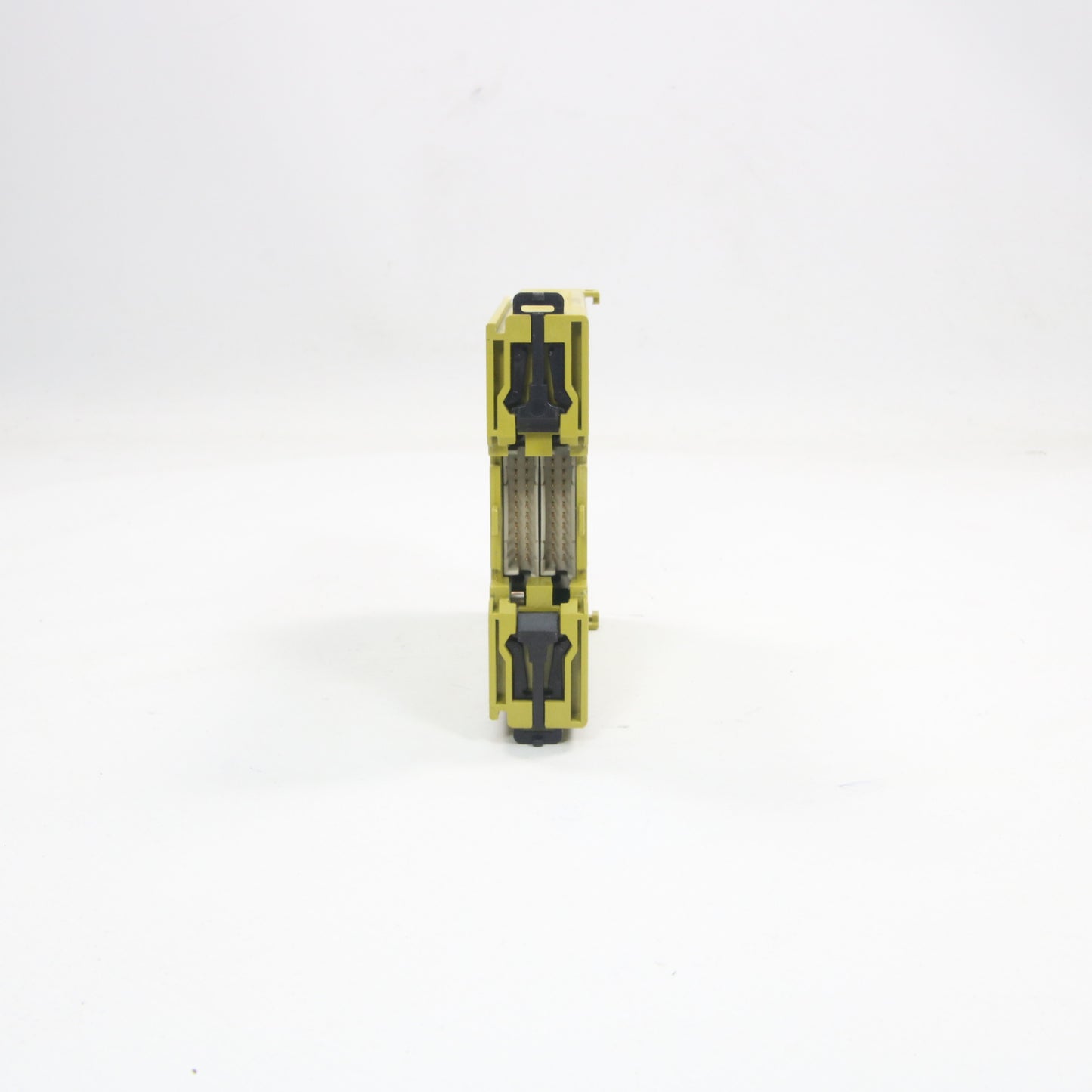 Pilz PNOZ mc6p Fieldbus Module-Fieldbus Expansion Module-Used Industrial Parts