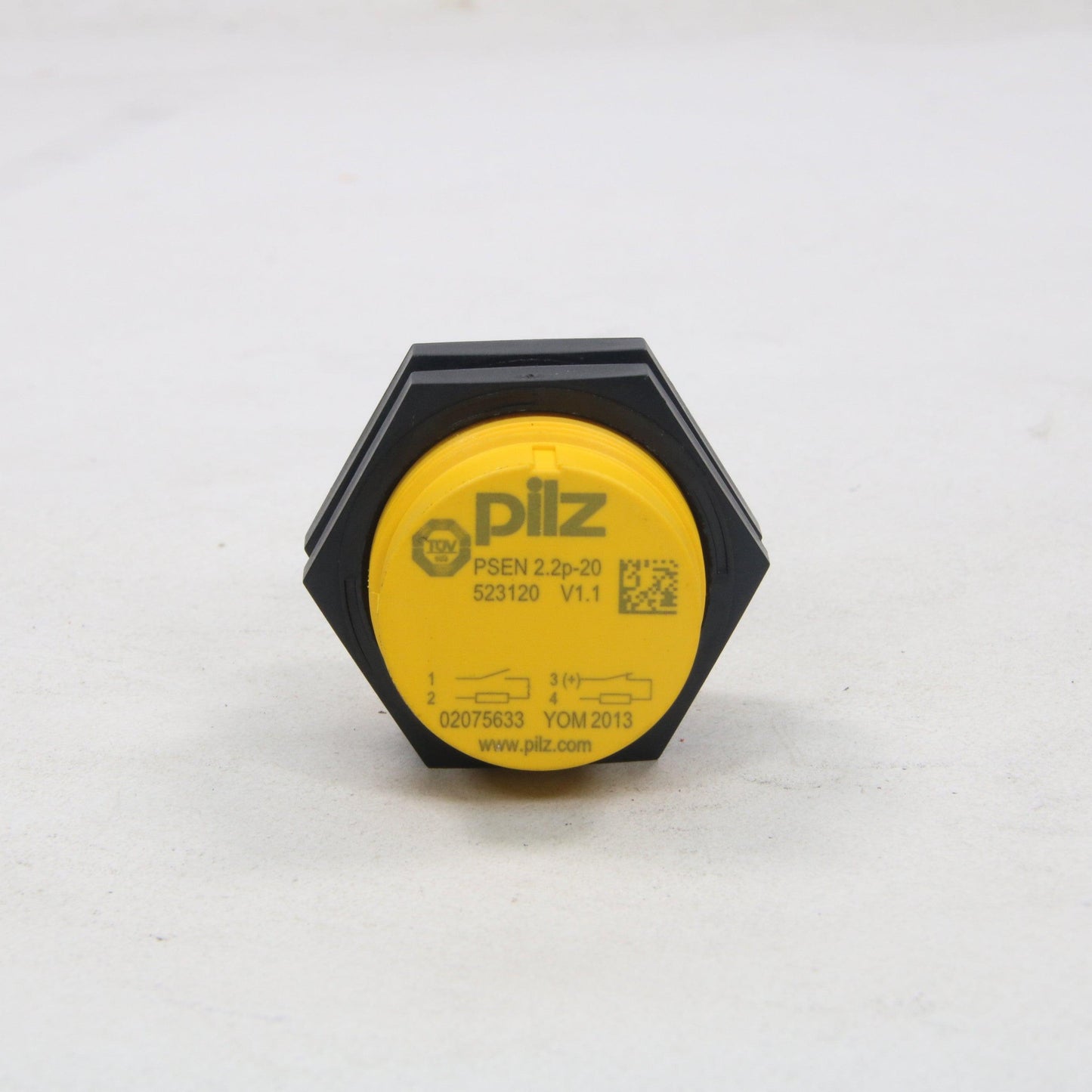 Pilz PSEN 2.2p-20 Magnetic Safety Switch-Magnetic Safety Switch-Used Industrial Parts