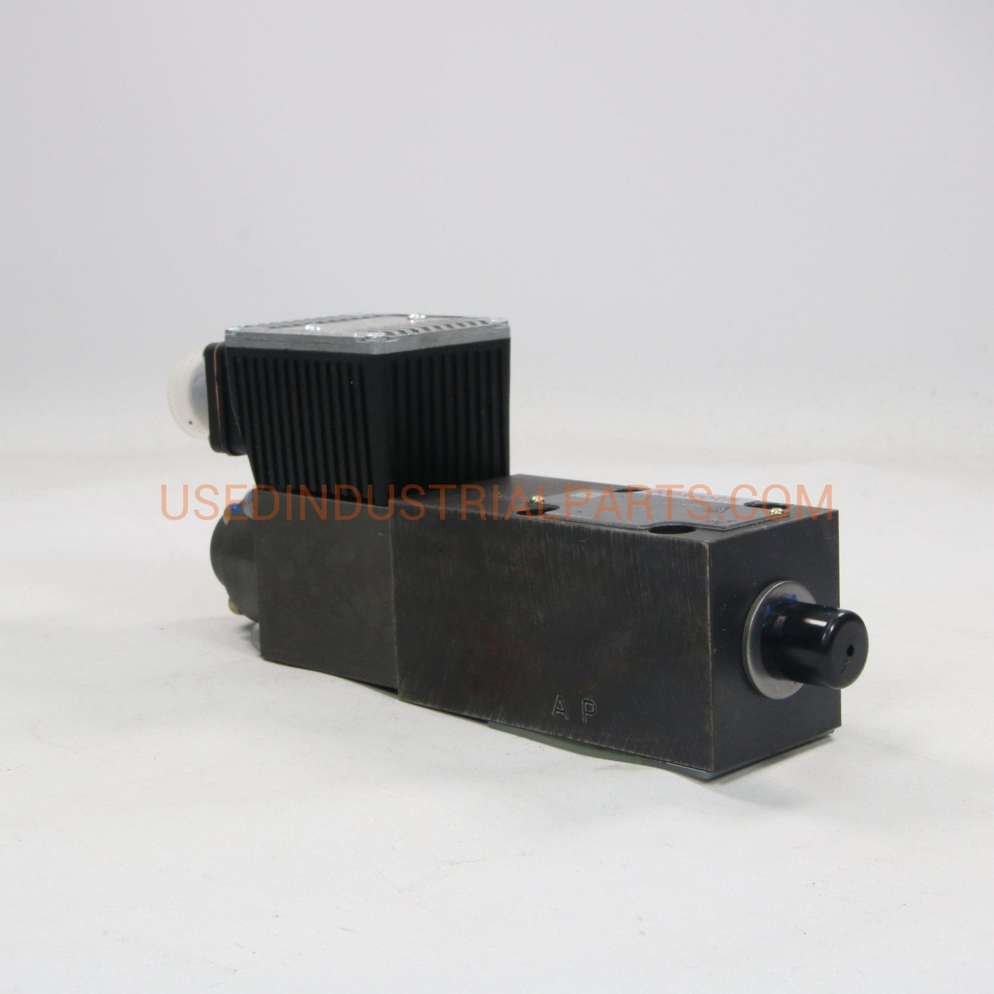 Rexroth Directional Valve MNR: R900972193-Directional Valve-BC-03-03-Used Industrial Parts