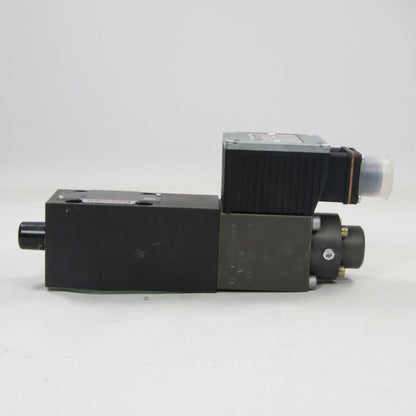 Rexroth Directional Valve MNR: R900972193-Directional Valve-Used Industrial Parts