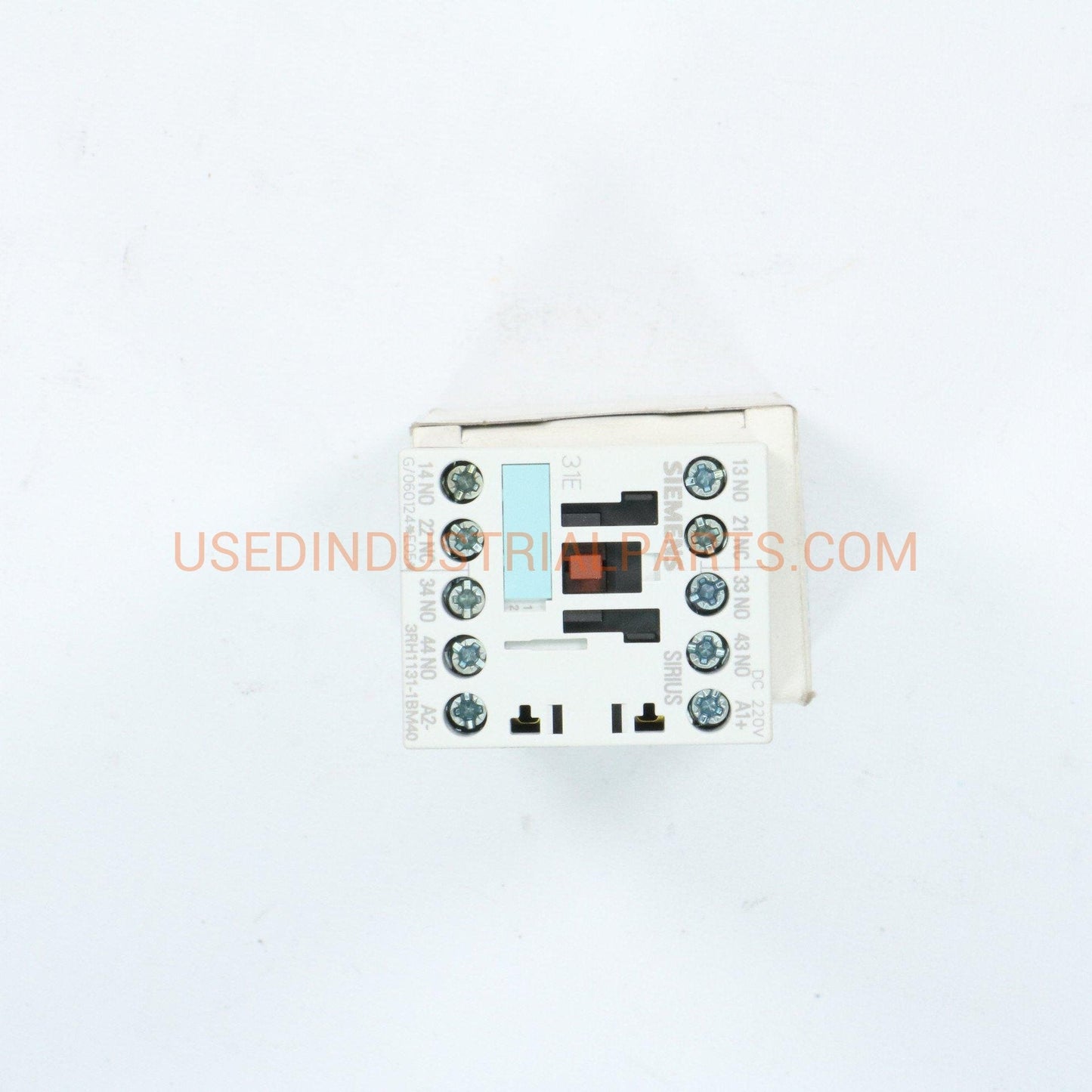 SIEMENS Relay 3RH11.31-1BM40-Electric Components-AA-03-04-Used Industrial Parts