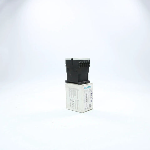 SIEMENS Relay 3RH11.31-1BM40-Electric Components-Used Industrial Parts