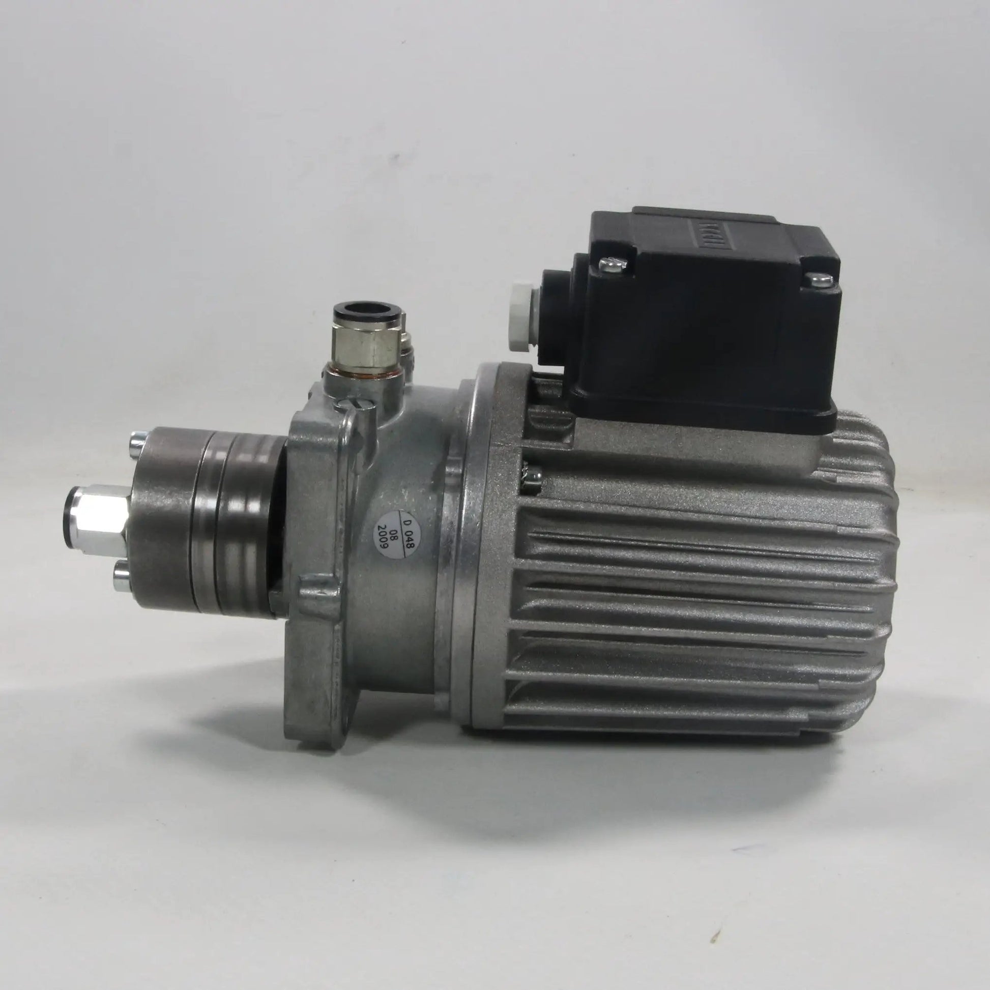 SKF Vogel DU56N2075+399 Motor & MFE5-2000+399 Gear Pump Assembly-Motor-Driven Gear Pump Assembly-Used Industrial Parts