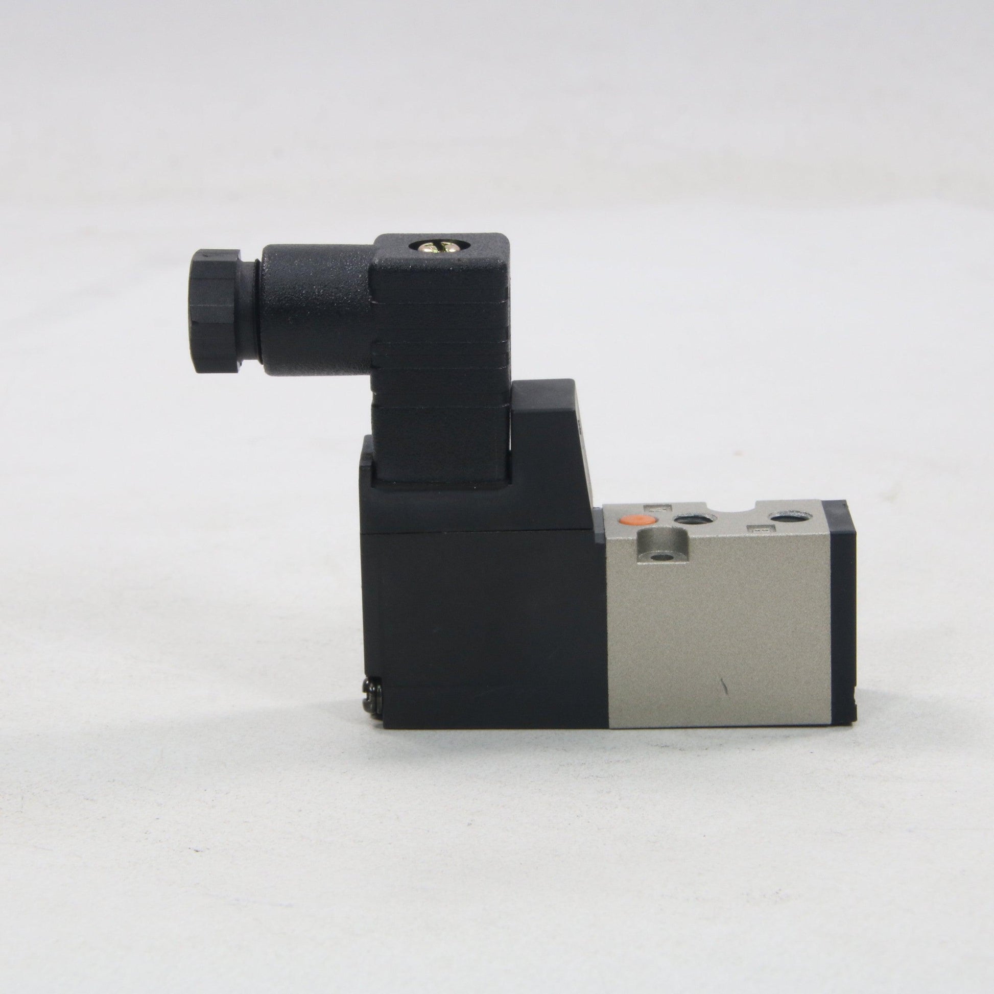 SMC VZ1120-5D-M5 Solenoid Valve-Solenoid Valve-Used Industrial Parts