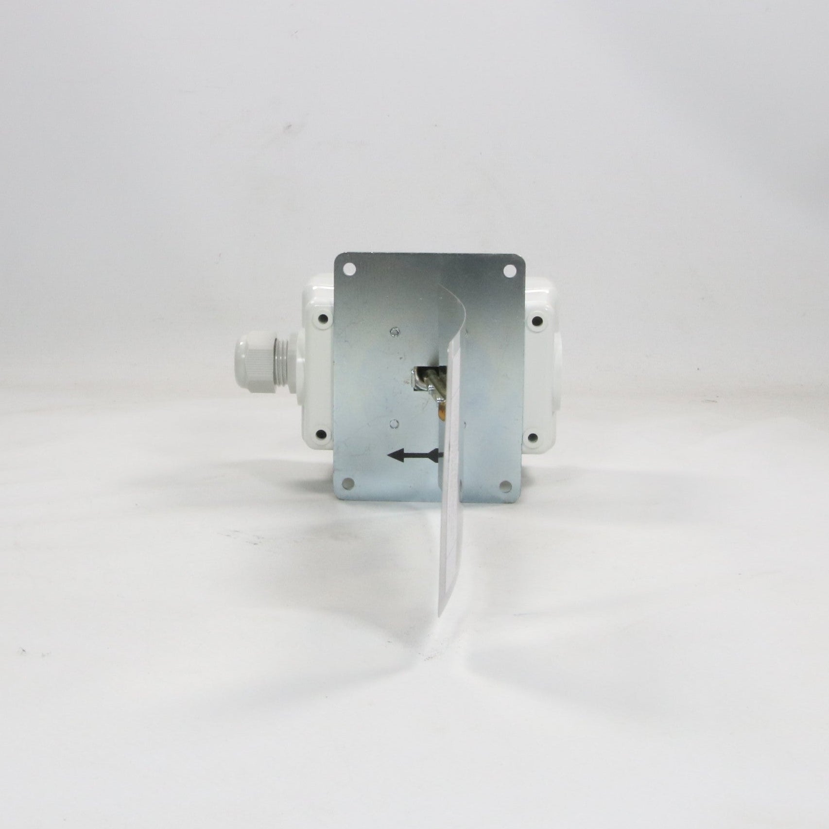 S+S Regeltechnik GmbH WFS-1E Vane Operated Flow Switch-Vane Operated Flow Switch-Used Industrial Parts