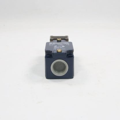 Schmersal AZ 335 02z Safety Switch-Safety Switch-Used Industrial Parts