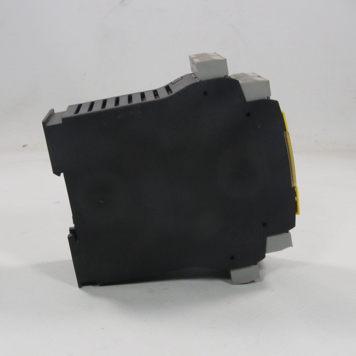 Schmersal Protect SRB 324ST-24 V.3 Safety Relay - 101195504-Safety Relay-Used Industrial Parts