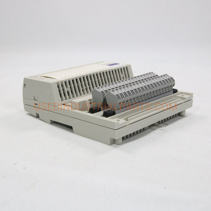 Schneider Electric Modicon Momentum 170ADO34000 Discrete Output Module-Discreet Output Module-AC-05-05-Used Industrial Parts