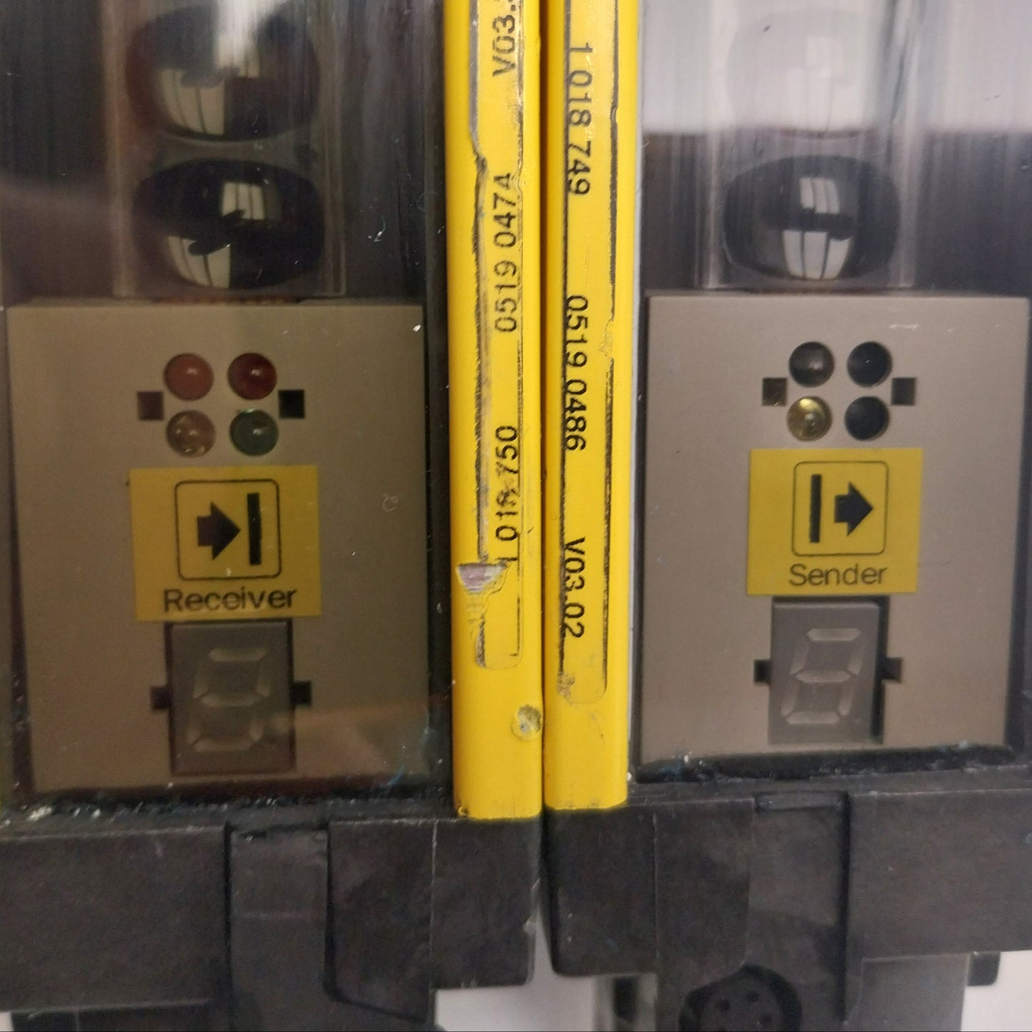 Sick C 4000 Safety Light Curtains Set-Safety Light Curtains Set-Used Industrial Parts