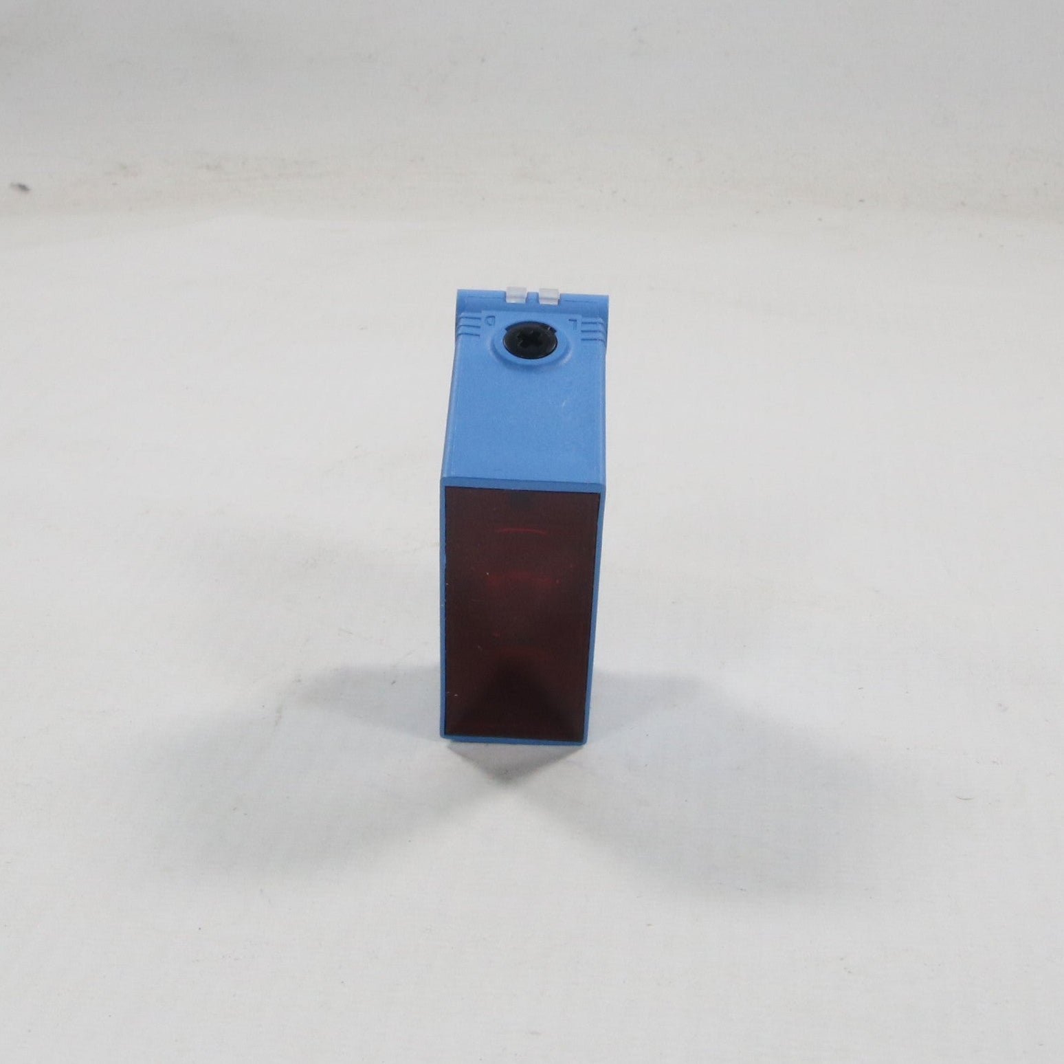 Sick GL10-P4151 Photoelectric Retro-Reflective Sensor-Photoelectric Retro-Reflective Sensor-Used Industrial Parts