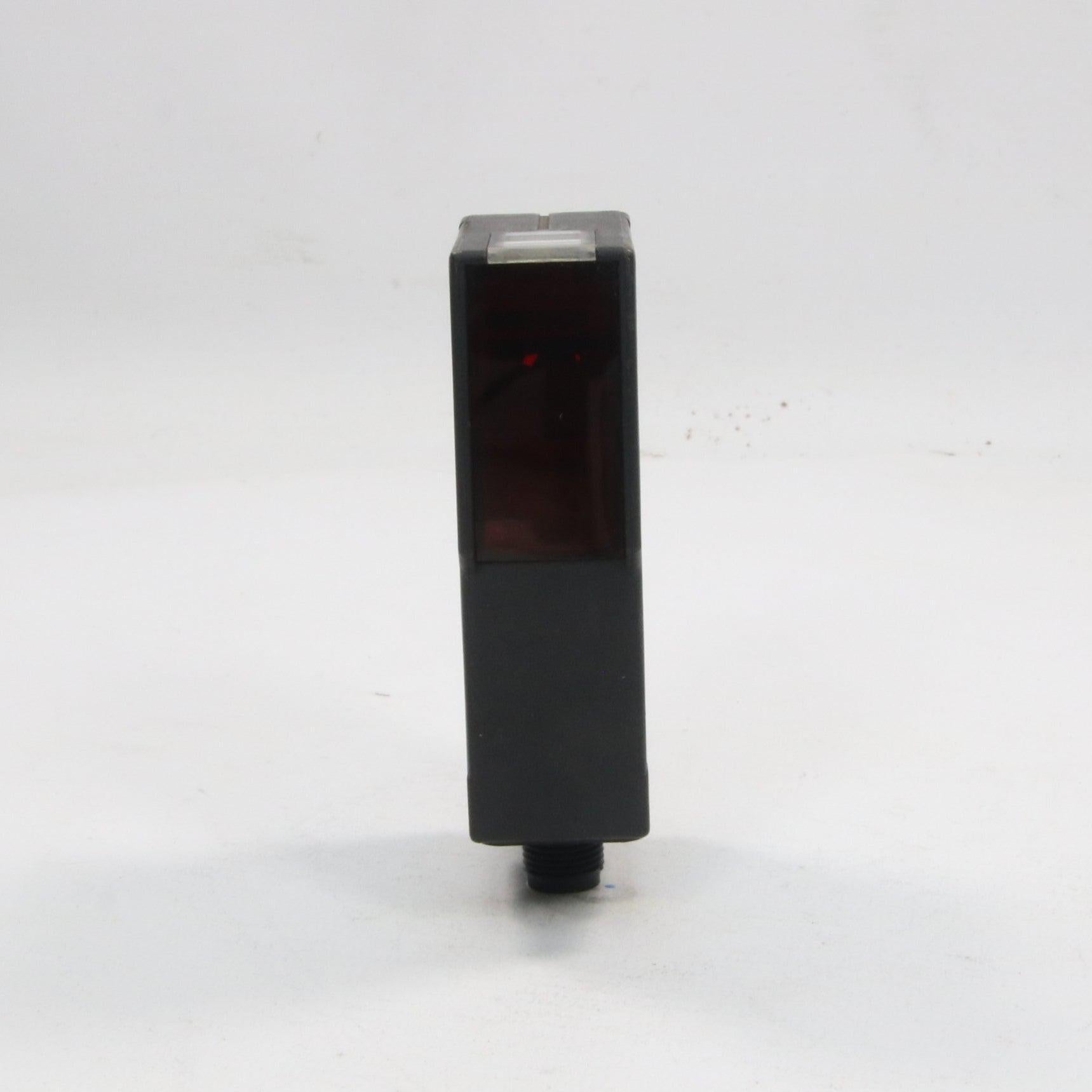 Sick WL27 2F430 Photoelectric Retro Reflective Sensor-Retro Reflective Photoelectric Sensor-Used Industrial Parts