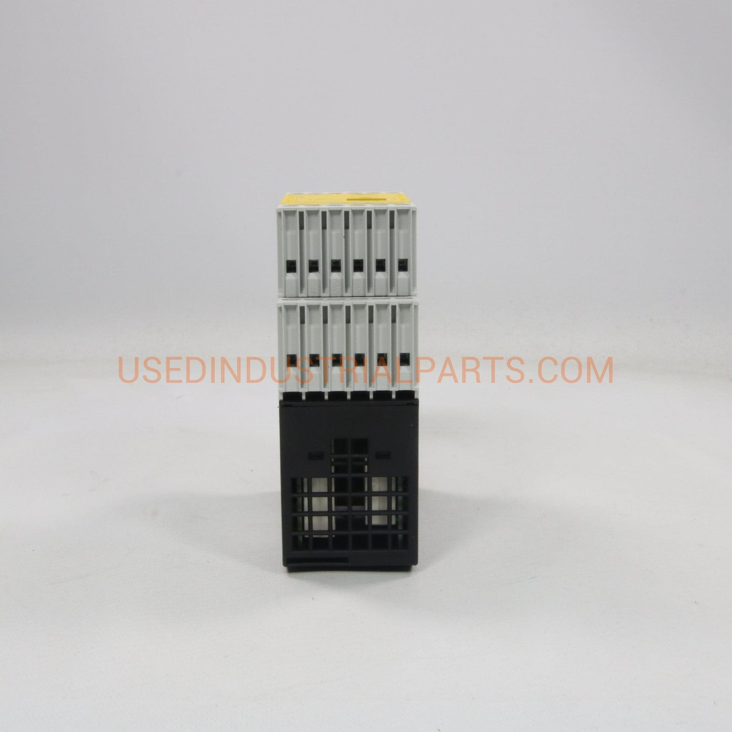 Siemens 3RK1105-1BE04-2CA0 Safety Relay-Safety Relay-AD-04-03-Used Industrial Parts