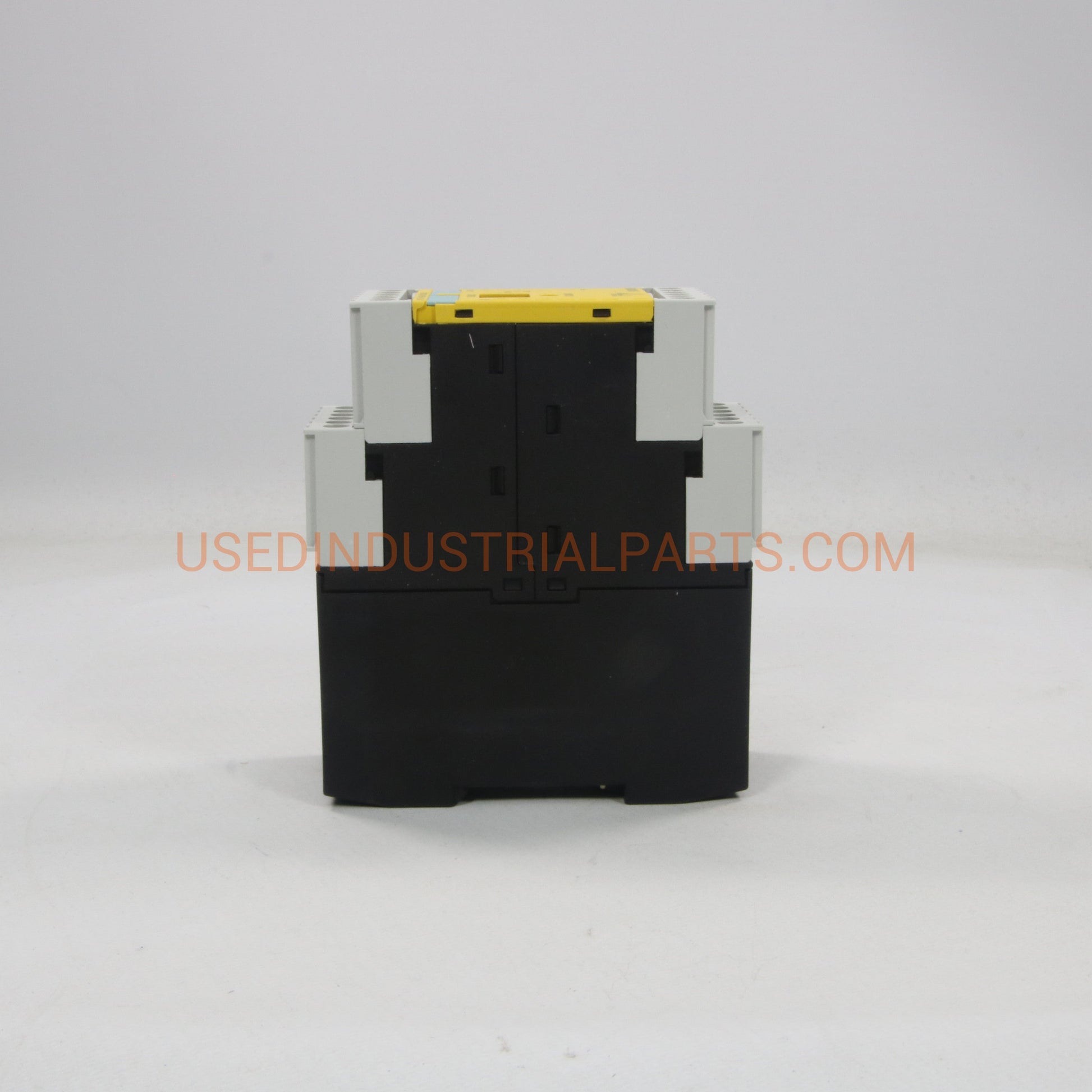 Siemens 3RK1105-1BE04-2CA0 Safety Relay-Safety Relay-AD-04-03-Used Industrial Parts