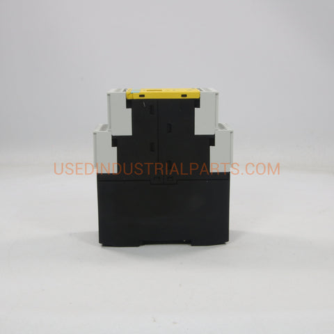 Image of Siemens 3RK1105-1BE04-2CA0 Safety Relay-Safety Relay-AD-04-03-Used Industrial Parts